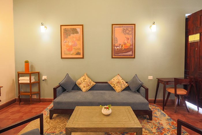 7apple bikaner gaj kesri Room