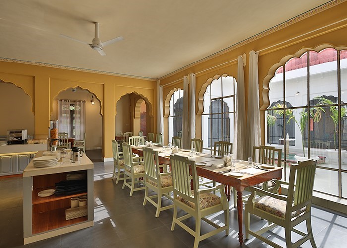 7apple restaurant2