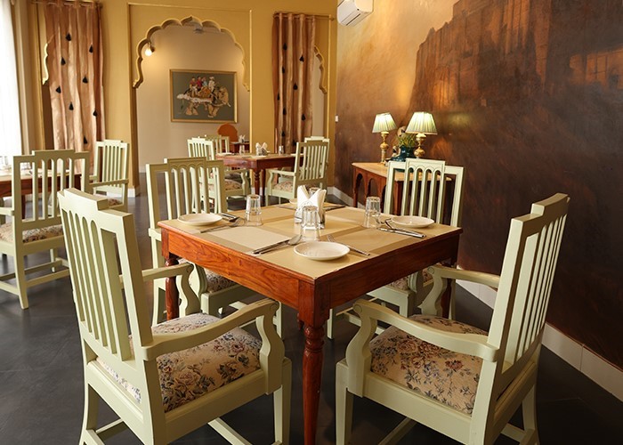 7apple restaurant3