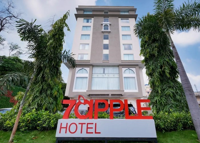 7 apple Jal Mahal Jaipur